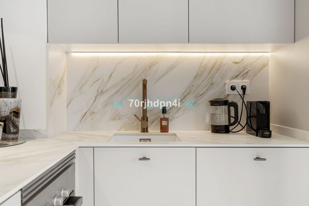 Ground Floor Apartment for sale in Nueva Andalucia