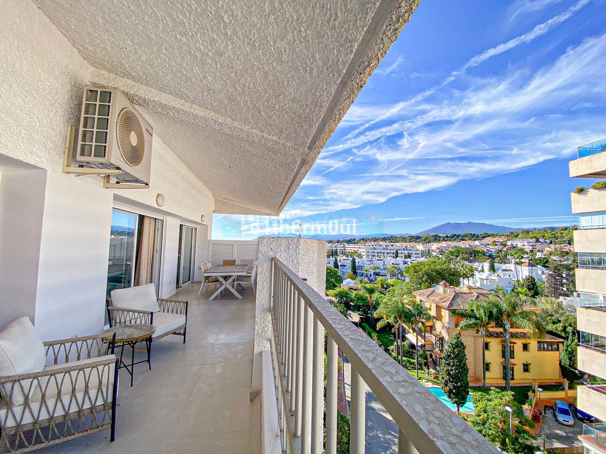 Penthouse for sale in Marbella Golden Mile