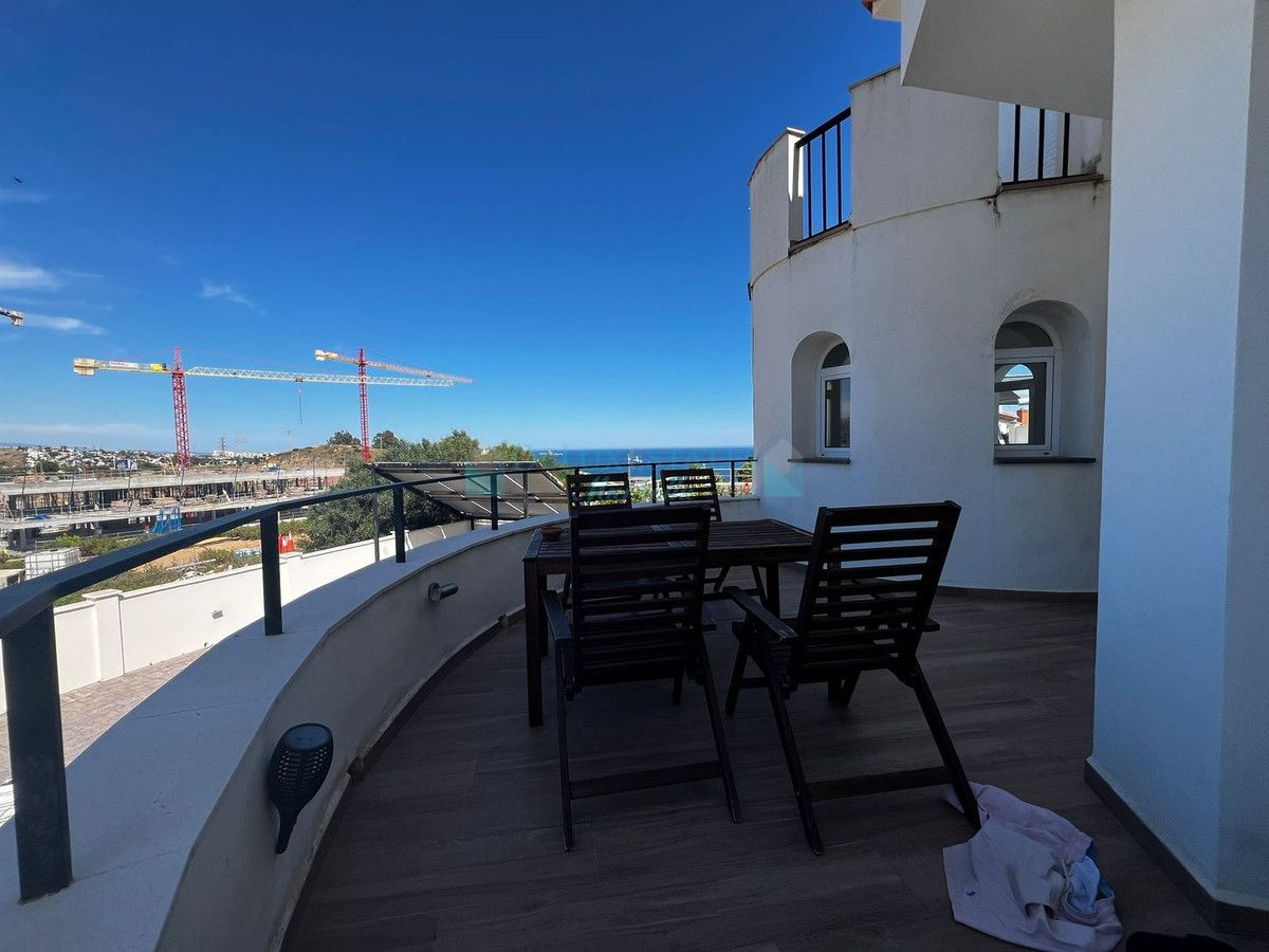 Villa for sale in Estepona