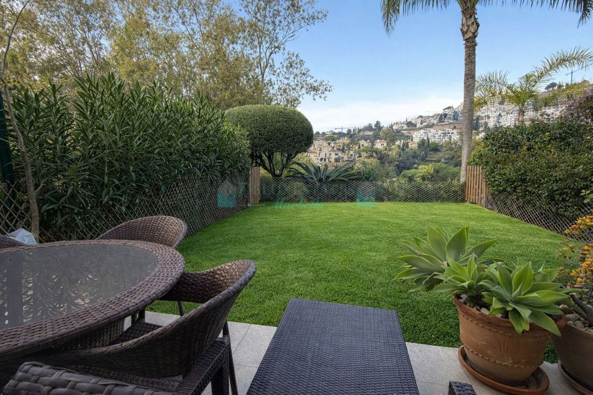 Town House for rent in La Quinta, Benahavis