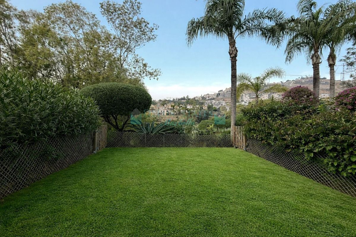 Town House for rent in La Quinta, Benahavis