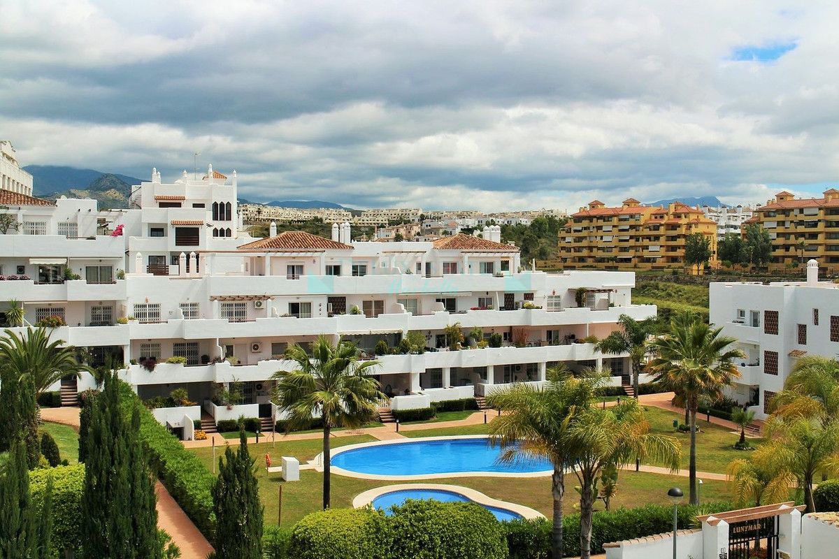 Apartamento en venta en Estepona