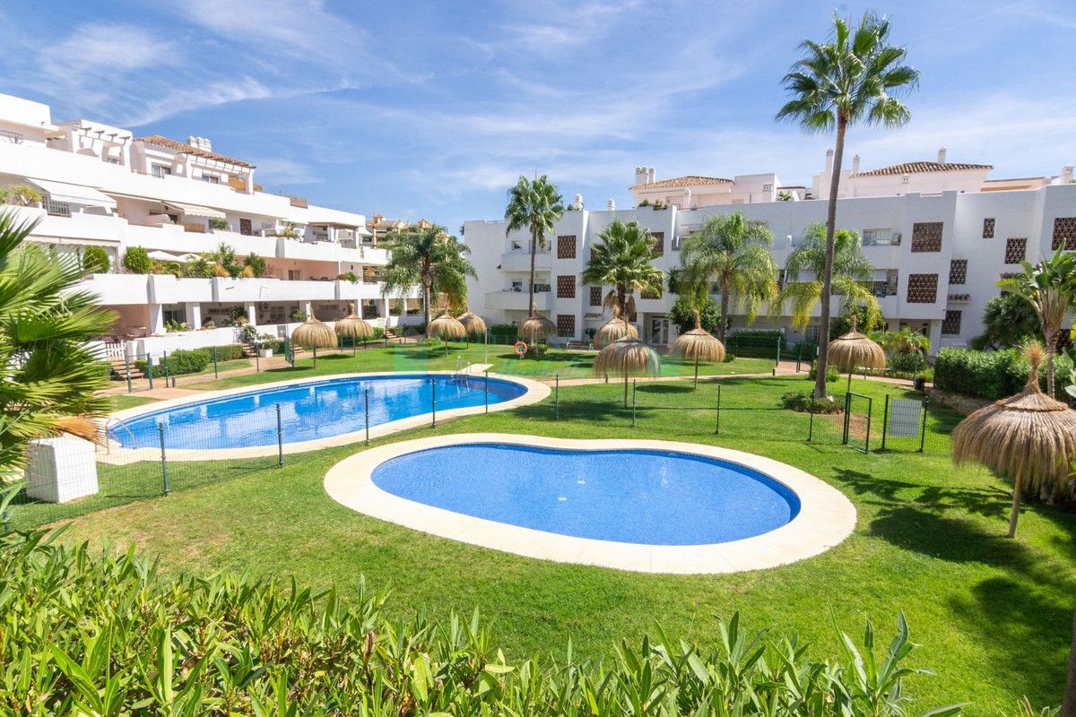 Apartamento en venta en Estepona