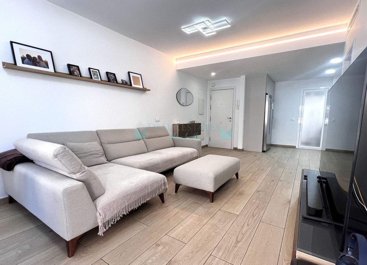 Apartamento en venta en Estepona