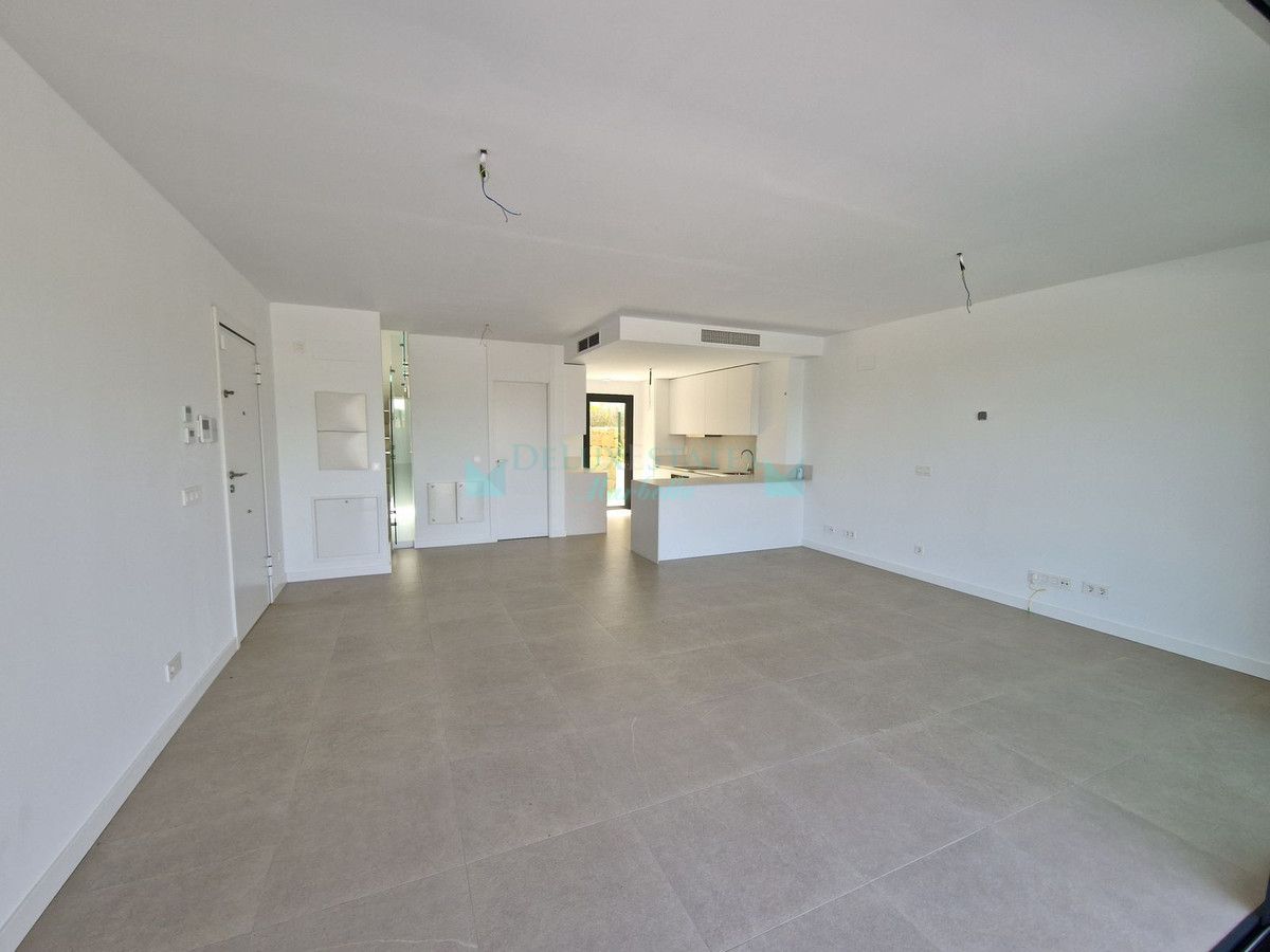 Semi Detached Villa for sale in Atalaya, Estepona