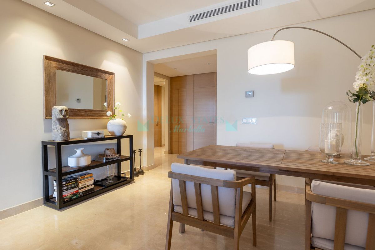 Ground Floor Apartment for sale in Benahavis