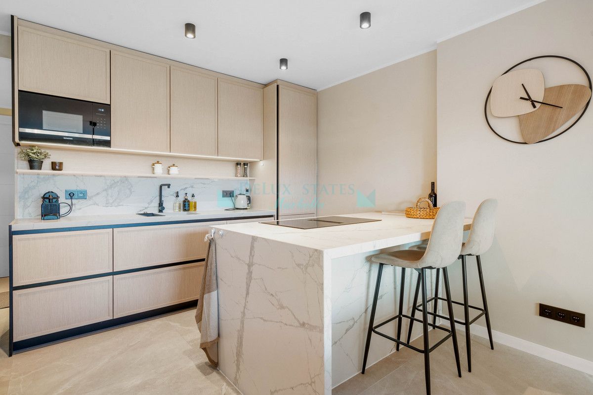 Apartment for sale in Nueva Andalucia