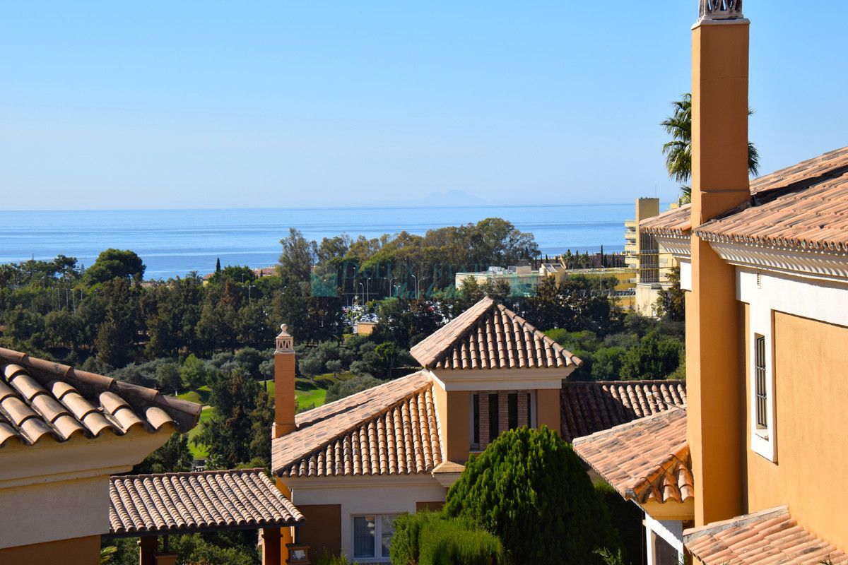 Villa Pareada en venta en Santa Clara, Marbella Este