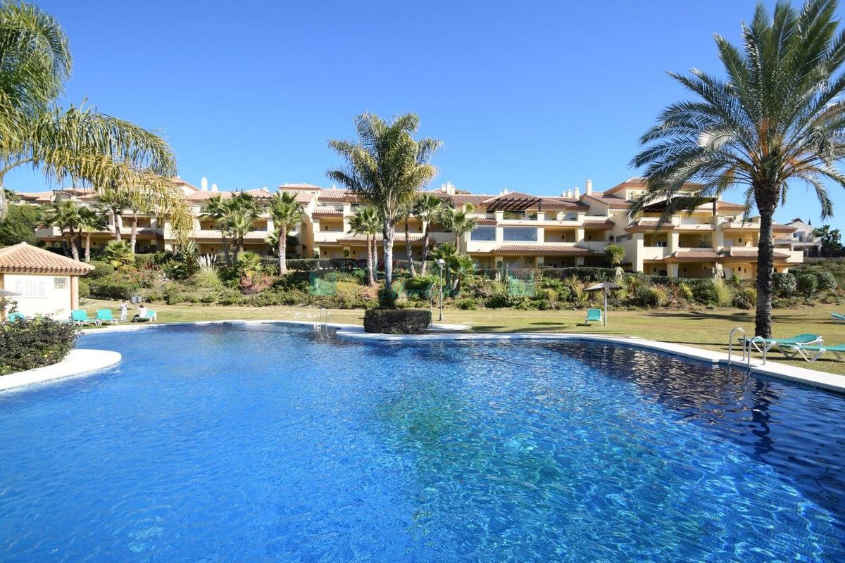 Ground Floor Apartment for sale in Nueva Andalucia