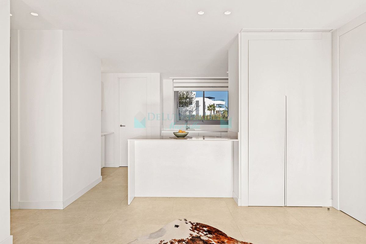 Apartment for sale in Santa Clara, Marbella East