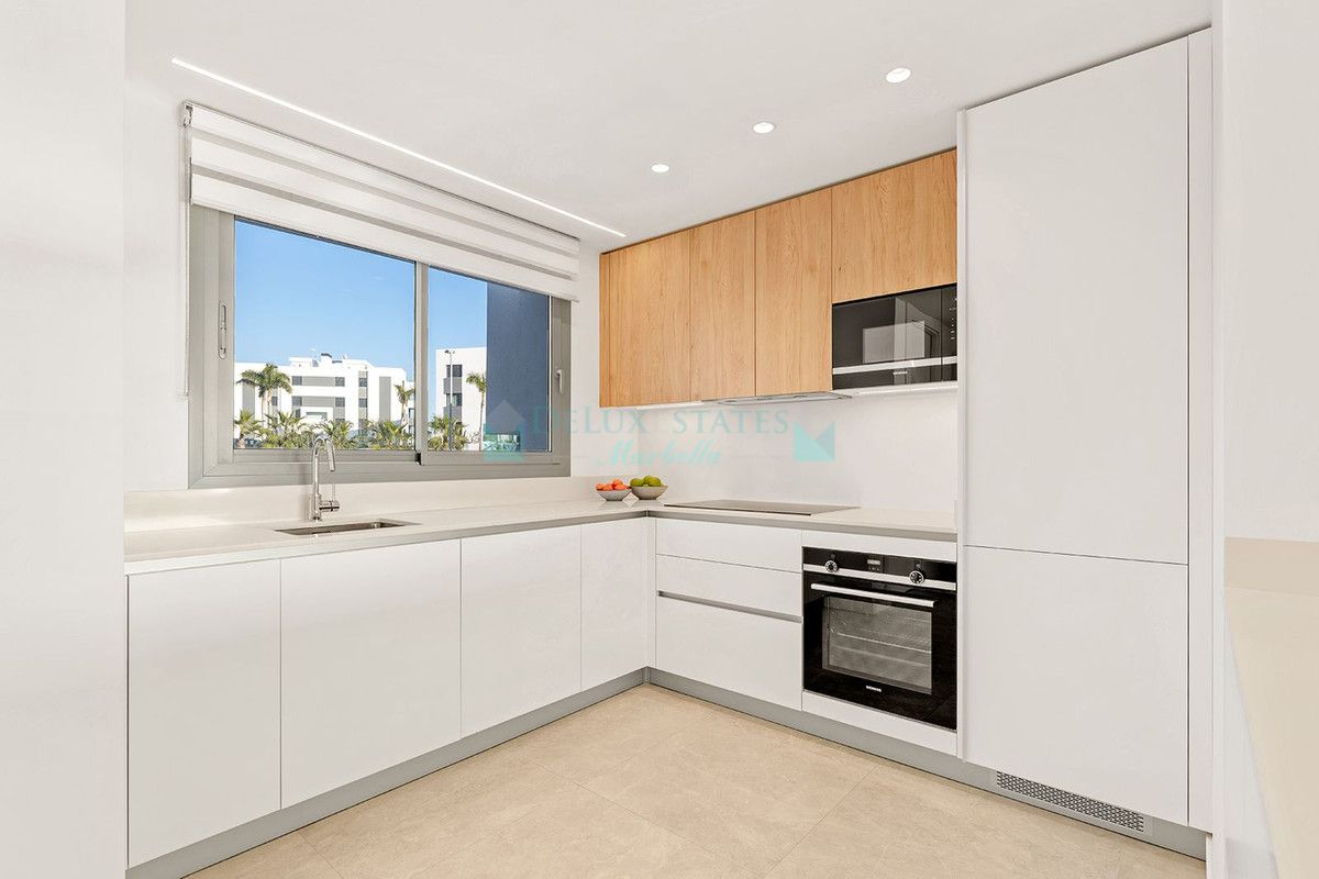 Apartment for sale in Santa Clara, Marbella East