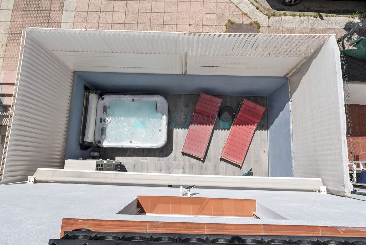 Town House for sale in Estepona