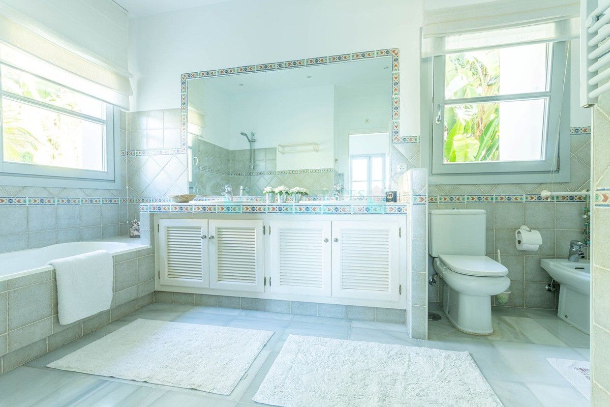 Villa for sale in Sierra Blanca, Marbella Golden Mile