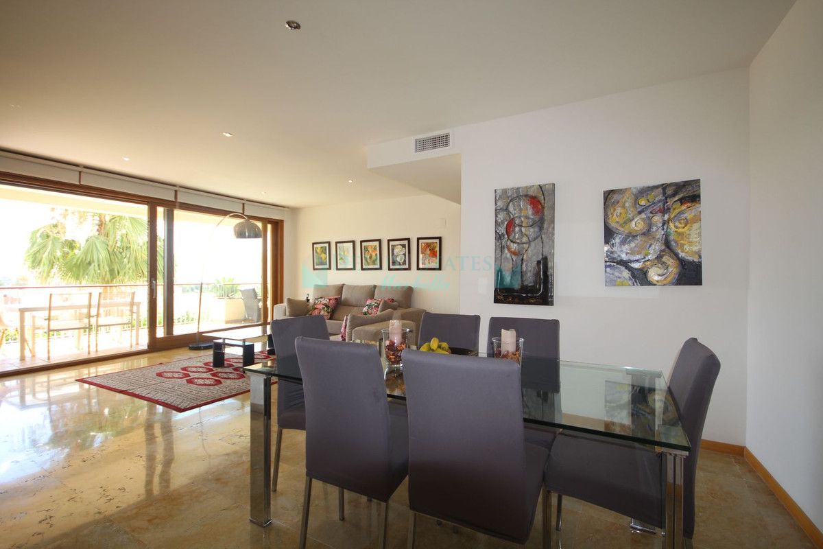 Ground Floor Apartment for sale in Los Monteros, Marbella East