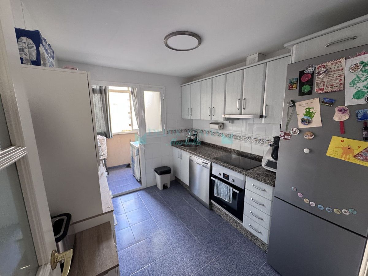 Apartment for sale in Estepona