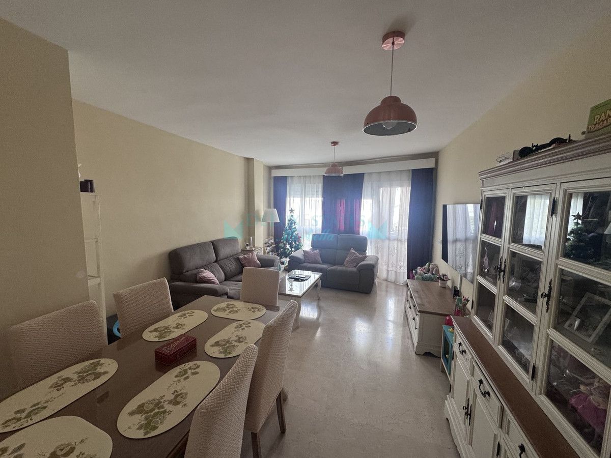 Apartment for sale in Estepona