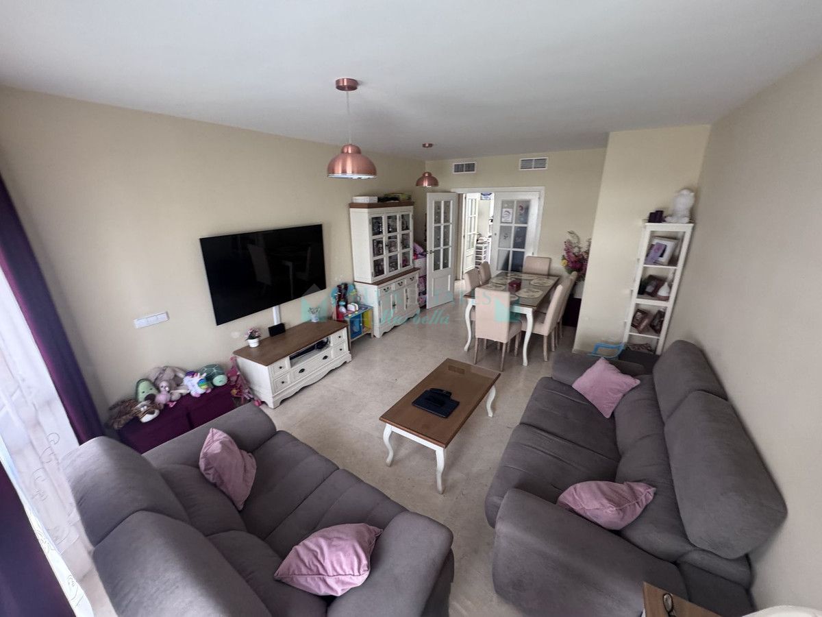 Apartment for sale in Estepona