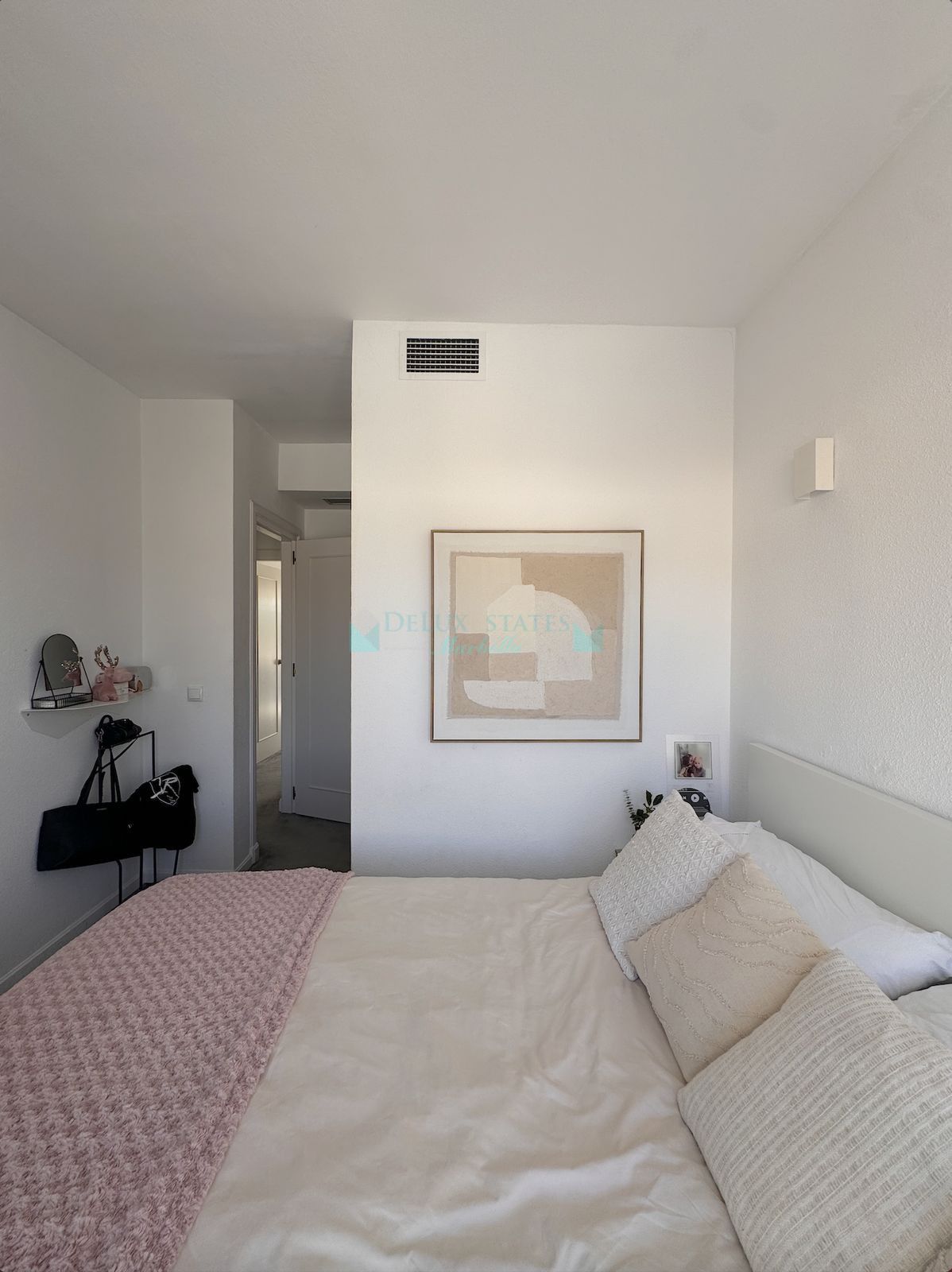 Town House for sale in Nueva Andalucia