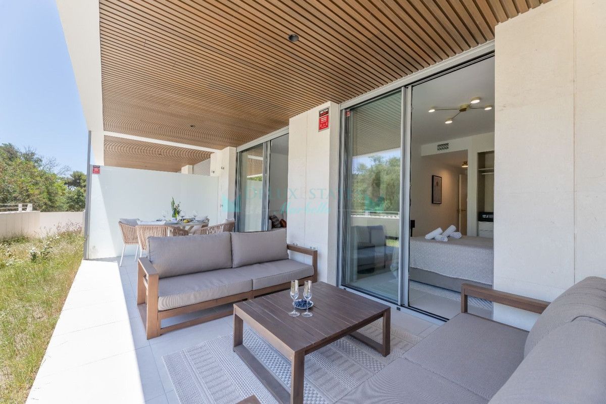 Ground Floor Apartment for sale in Elviria, Marbella East