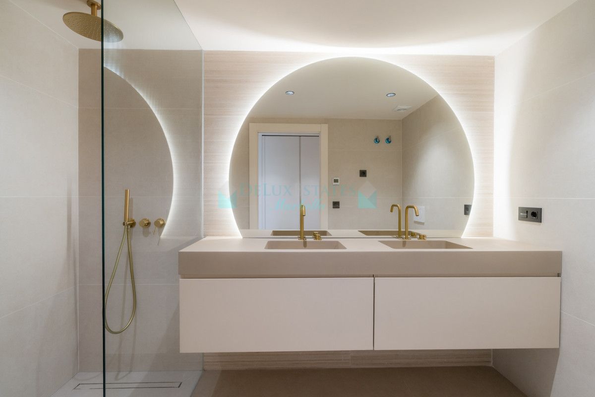 Ground Floor Apartment for sale in Nueva Andalucia