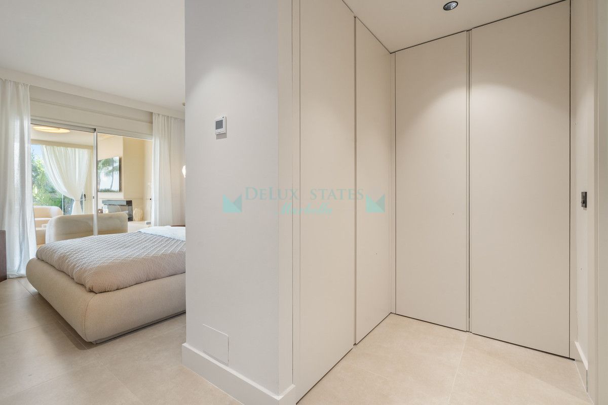 Ground Floor Apartment for sale in Nueva Andalucia