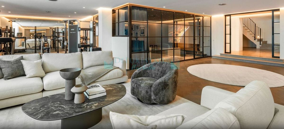 Villa for sale in Marbella