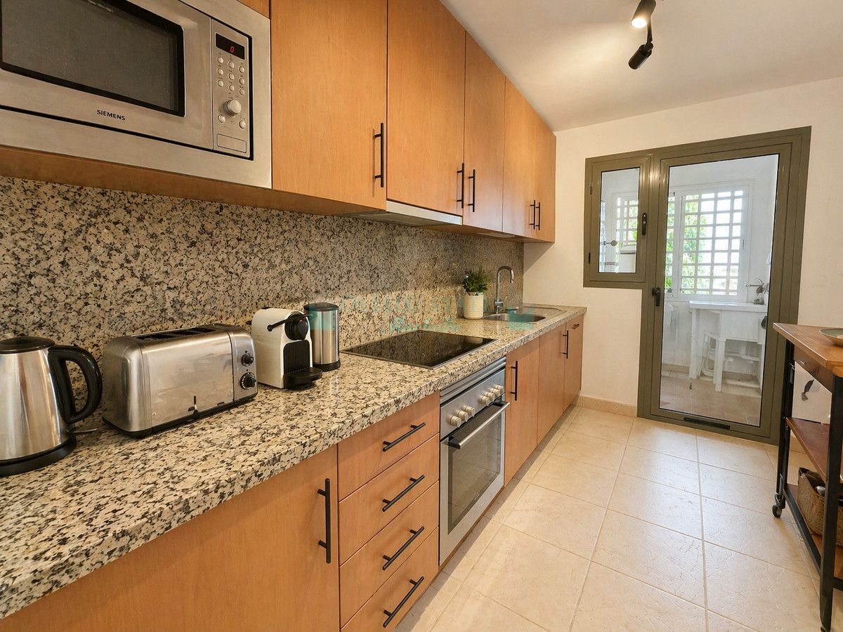 Apartment for rent in Estepona