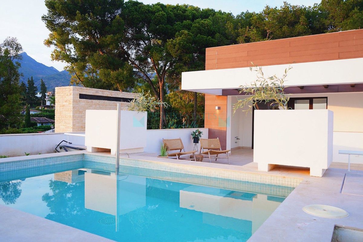 Villa for sale in Marbella Golden Mile