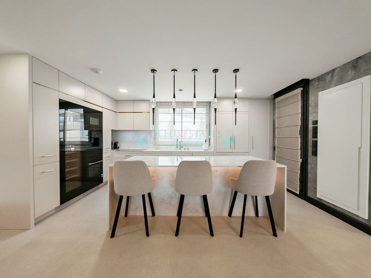 Penthouse for sale in Marbella