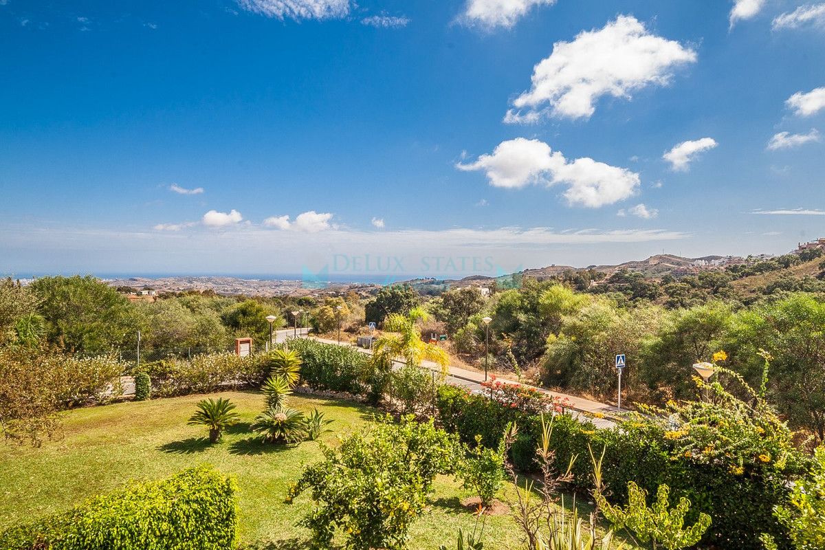 Apartment for sale in Elviria, Marbella East