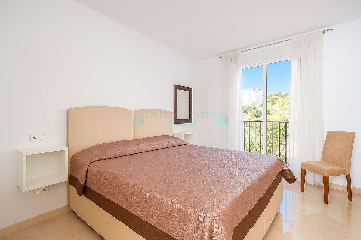 Apartment for sale in Elviria, Marbella East