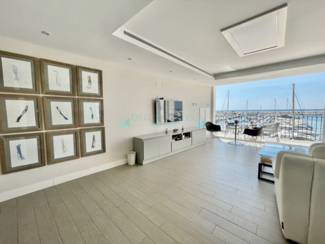 Apartment for rent in Marbella - Puerto Banus
