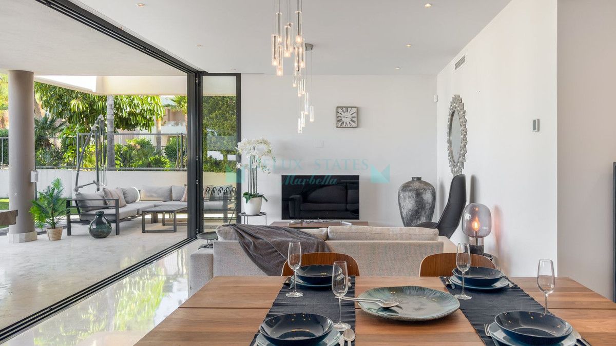 Apartamento Planta Baja en venta en Cabopino, Marbella Este