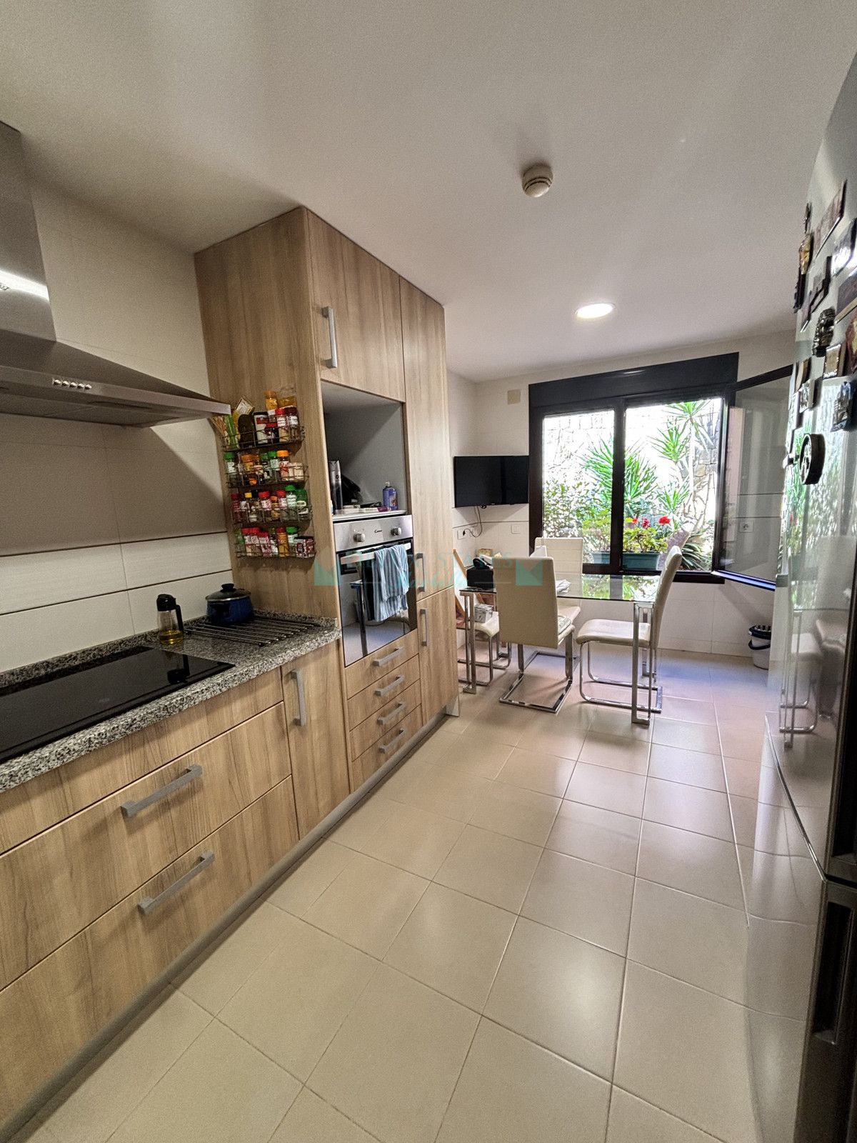 Town House for sale in Estepona