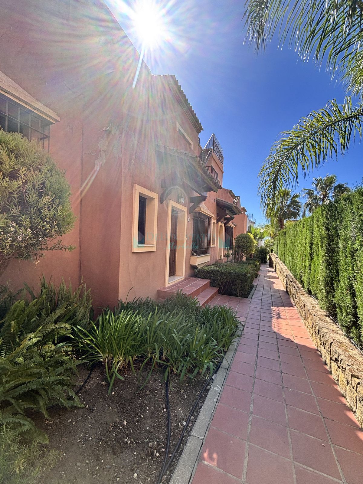Town House for sale in Estepona