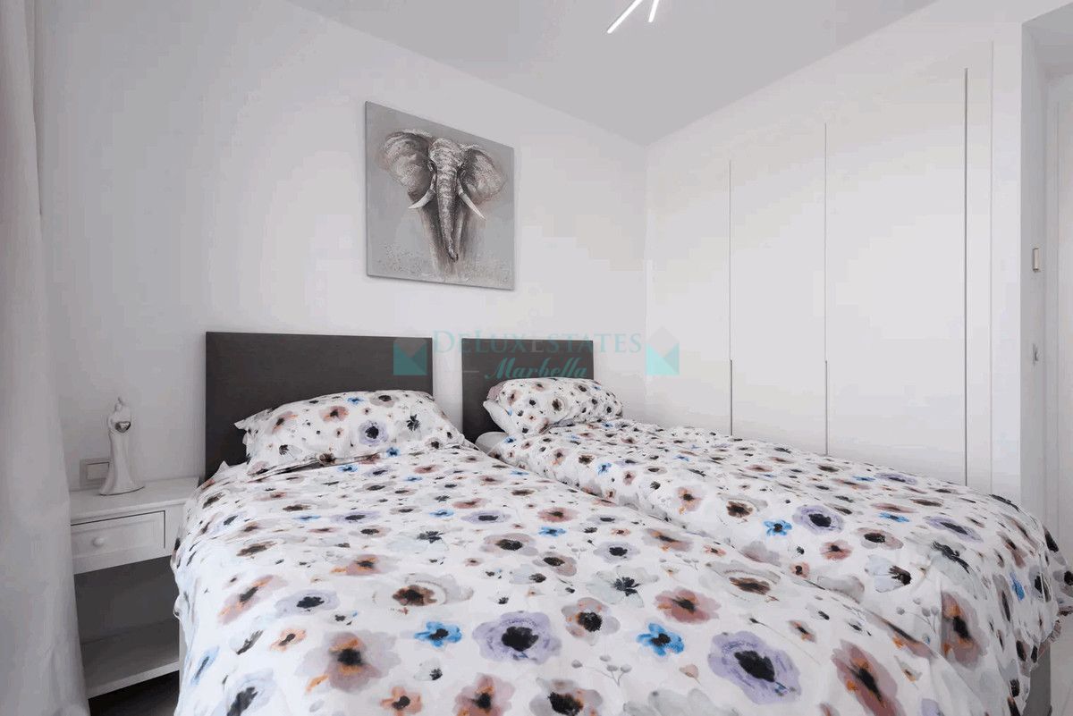 Penthouse for sale in Estepona