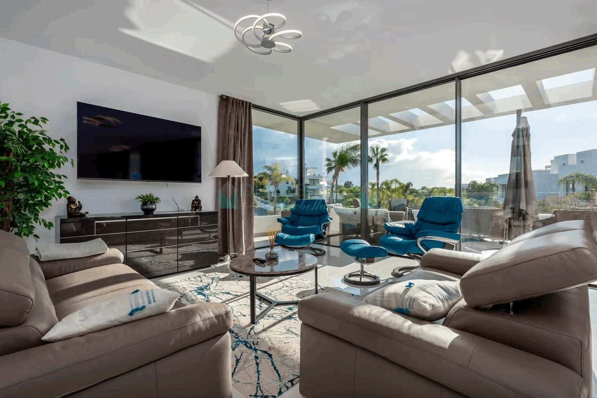 Penthouse for sale in Estepona