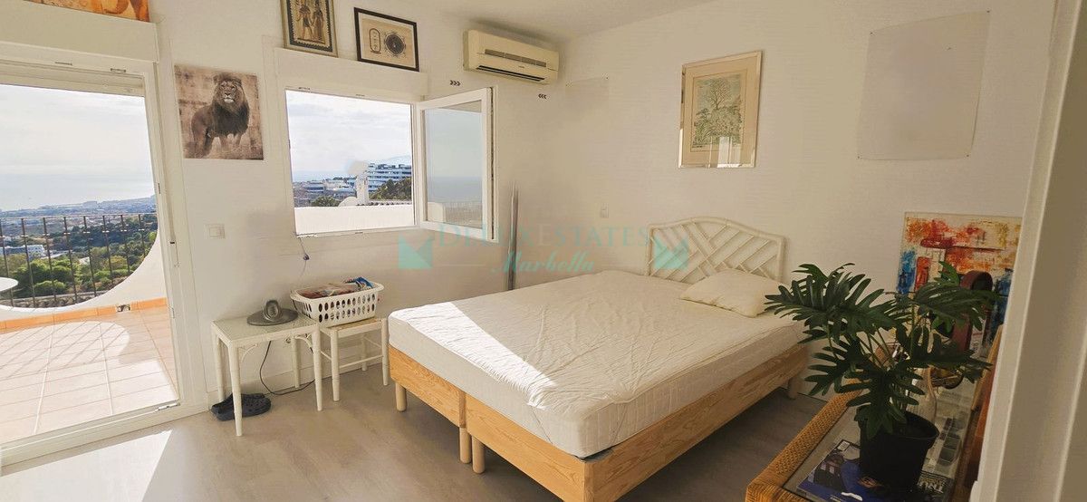 Town House for sale in Marbella