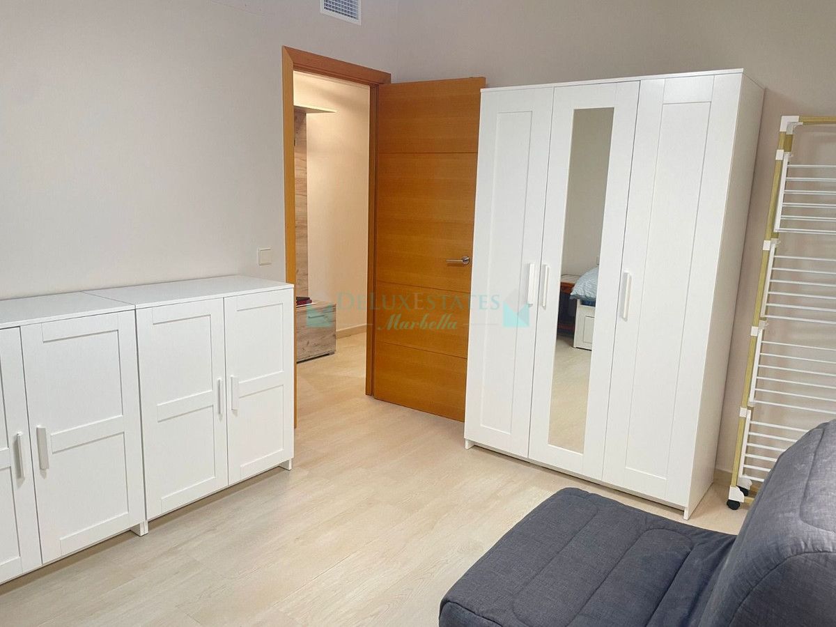 Apartamento en venta en Estepona