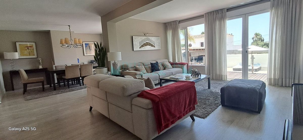 Villa for sale in Marbella