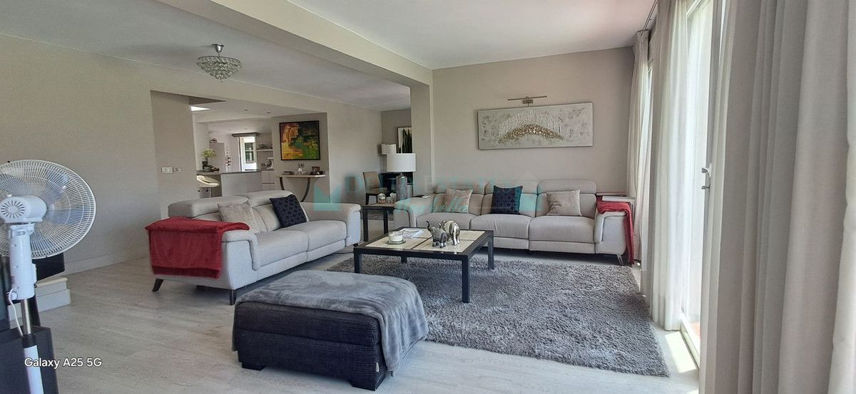 Villa for sale in Marbella