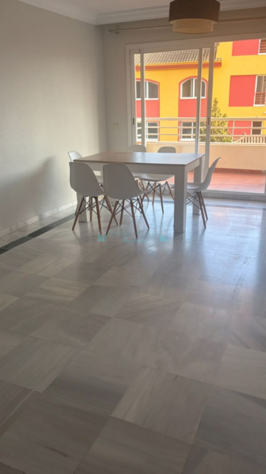 Apartamento Planta Baja en alquiler en Marbella