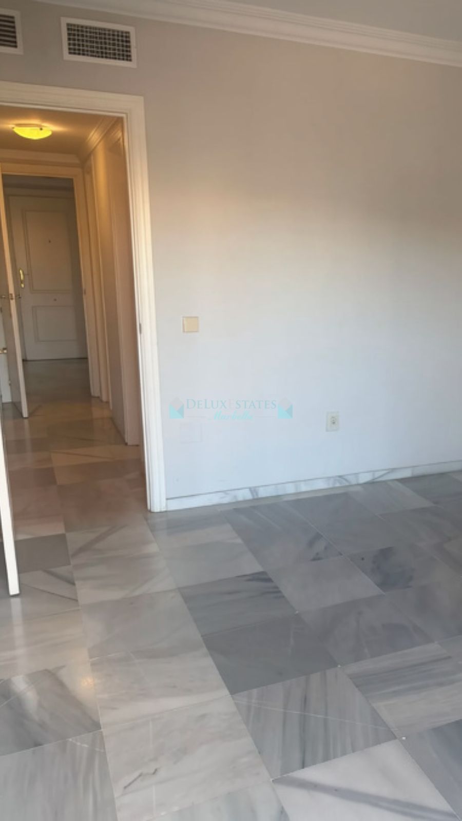 Apartamento Planta Baja en alquiler en Marbella