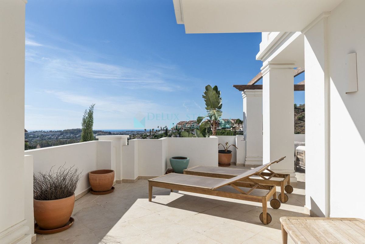 Apartment for sale in Aloha, Nueva Andalucia