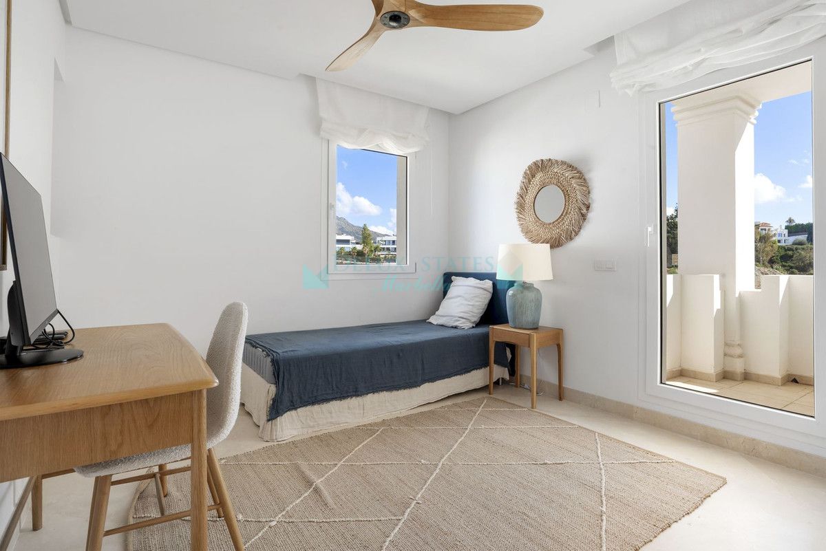 Apartment for sale in Aloha, Nueva Andalucia