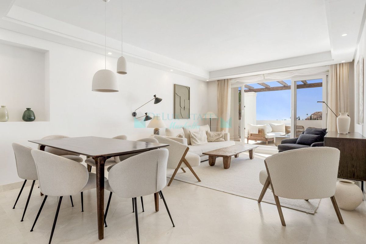 Apartment for sale in Aloha, Nueva Andalucia