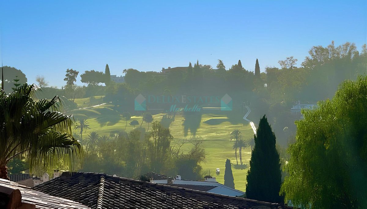 Apartment for sale in Benahavis