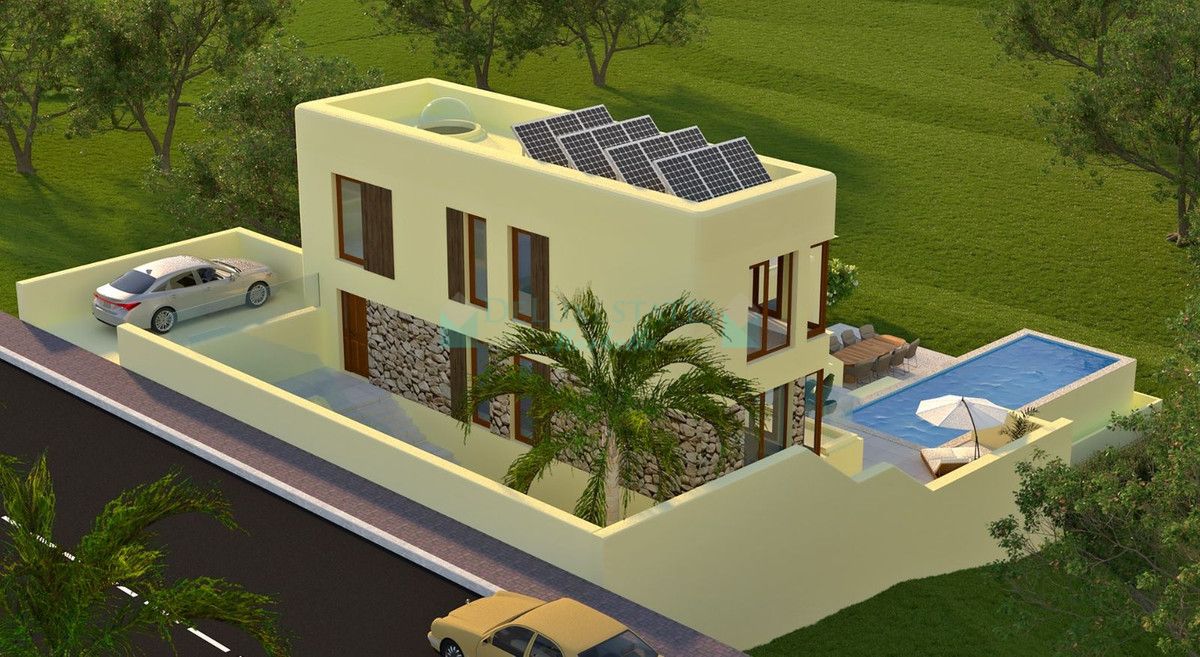 Villa for sale in Estepona