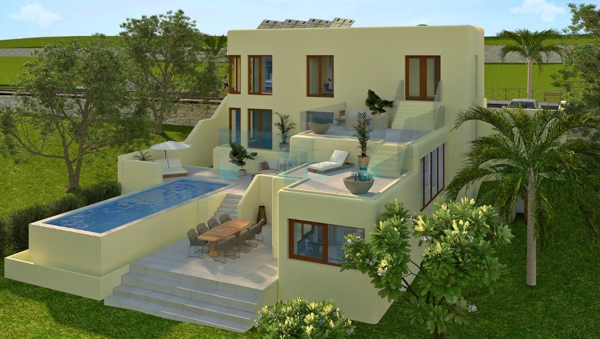 Villa for sale in Estepona