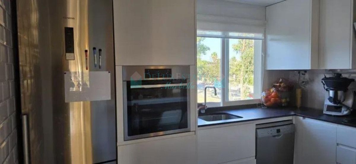 Apartamento en venta en El Rosario, Marbella Este